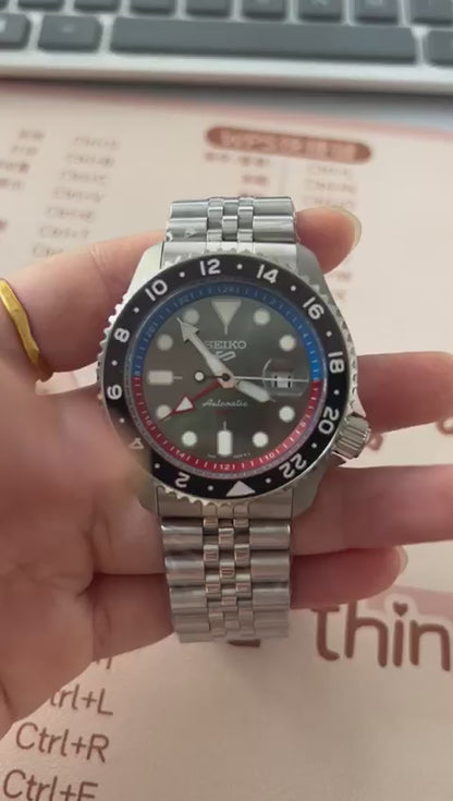Seiko 5 Sports SSK019 GMT Automatic Mechanical Watch 100m Waterproof Calendar - Pre Owned