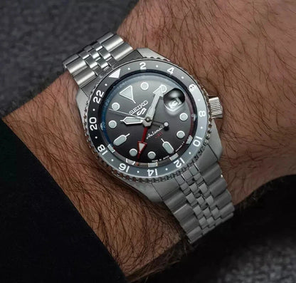 Seiko 5 Sports SSK019 GMT Automatic Mechanical Watch 100m Waterproof Calendar - Pre Owned