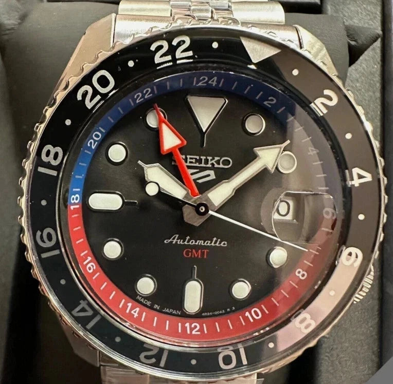 Seiko 5 Sports SSK019 GMT Automatic Mechanical Watch 100m Waterproof Calendar - Pre Owned