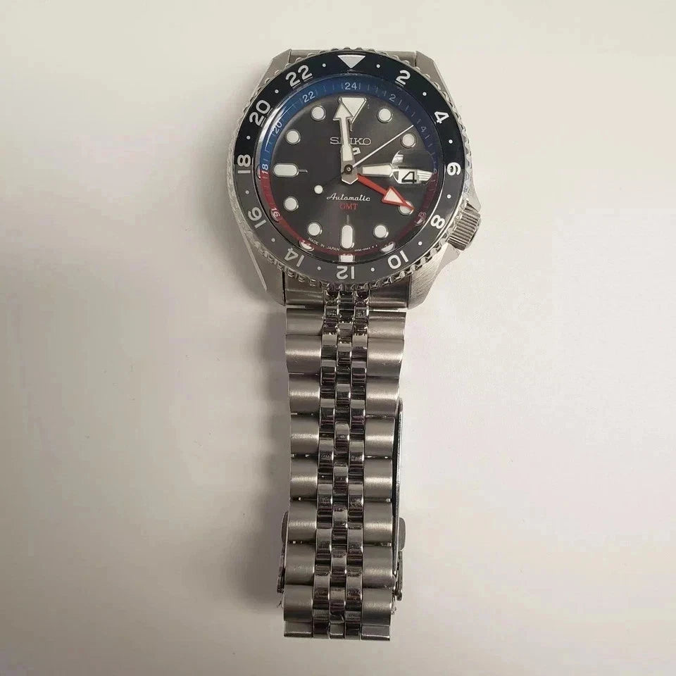 Seiko 5 Sports SSK019 GMT Automatic Mechanical Watch 100m Waterproof Calendar - Pre Owned